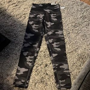 Aerie Camo “Move” Legging